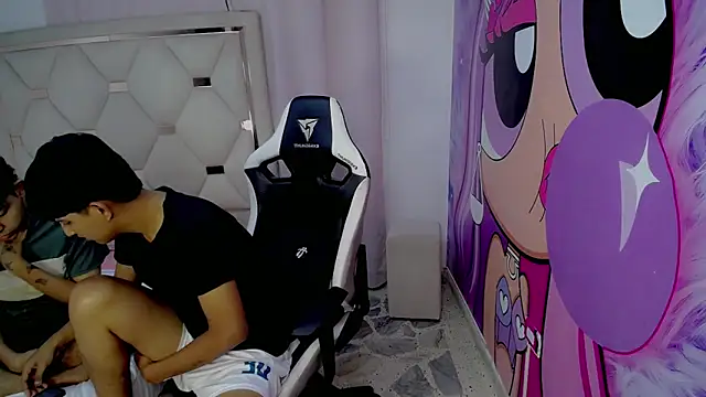 Maxwell boys online show from 02-04-26, 03:45