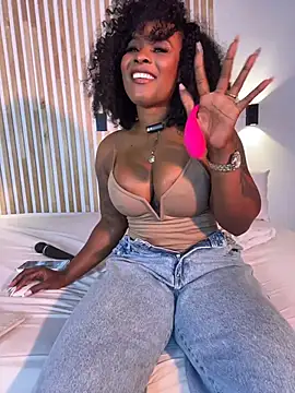 pamelamendez 1 online show from 05-18-26, 11:21