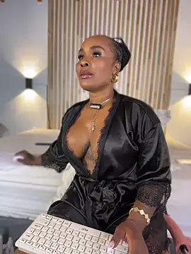 pamelamendez 1 online show from 05-25-26, 10:49