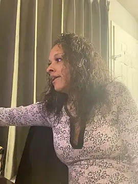 icanbeyourplaytoy online show from 01-18-26, 06:17