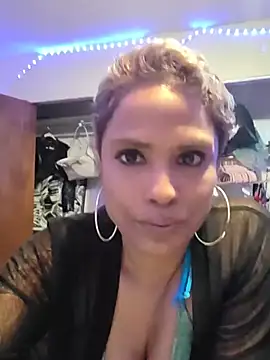 Snapshot of JasmineSkky chatting on 06-04-26, 08:37 JasmineSkky online show from 06-04-26, 08:37