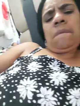 Zeyllyjhonson online show from 04-21-26, 03:13