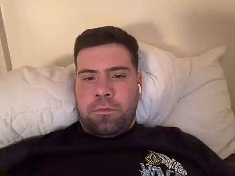 Snapshot of danxx0 chatting on 02-28-26, 12:44 danxx0 online show from 02-28-26, 12:44