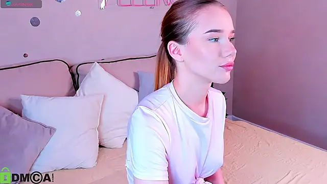 Snapshot of Nicole_Vasquez chatting on 02-04-26, 09:48 Nicole Vasquez online show from 02-04-26, 09:48