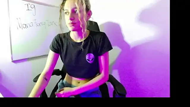 maria Turner1 online show from 06-06-26, 01:05