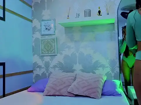 Emma Thompssonn online show from 03-17-26, 11:46