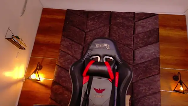 AndrewKenoxx  online show from 04-22-26, 02:47