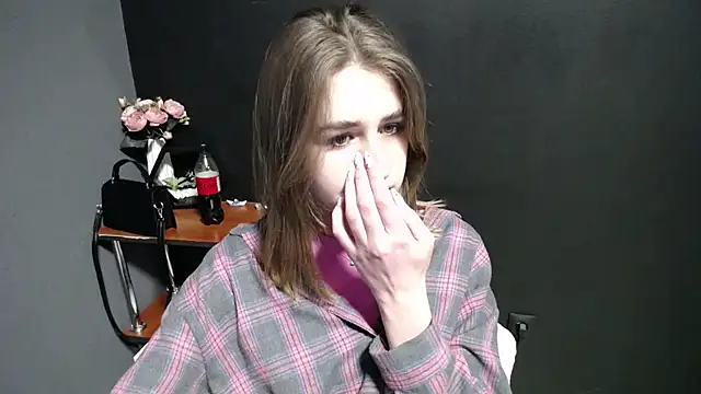 Sunny siren online show from 02-27-26, 01:22