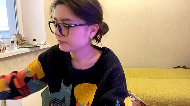Snapshot of SaintMari chatting on 05-29-26, 02:15 SaintMari online show from 05-29-26, 02:15
