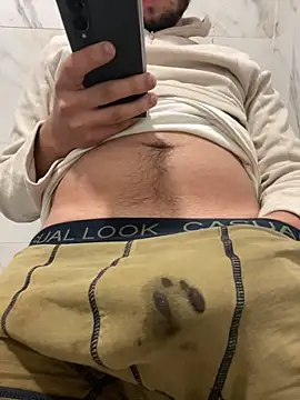 Ilyass heway online show from 02-12-26, 01:28