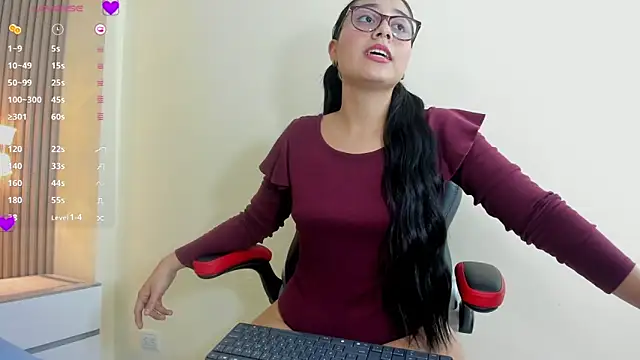 BELLA STONE3 online show from 02-26-26, 07:46