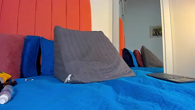 rose thompson19 online show from 04-11-26, 08:02