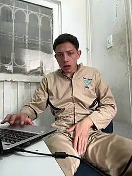 santiObrero online show from 07-14-26, 03:40