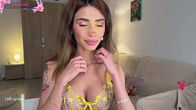 Snapshot of AyanaLys chatting on 05-09-26, 03:50 AyanaLys online show from 05-09-26, 03:50