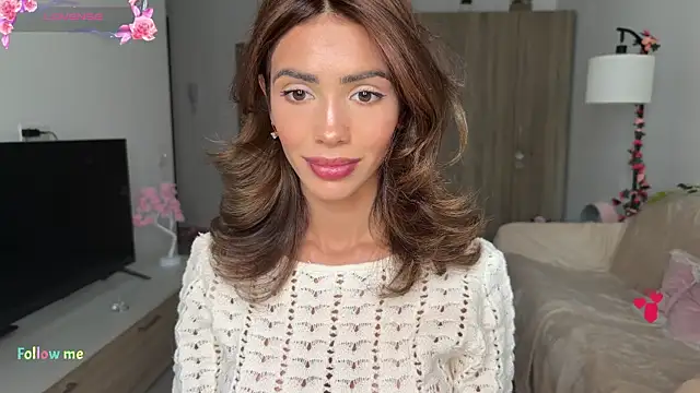 Snapshot of AyanaLys chatting on 05-25-26, 01:50 AyanaLys online show from 05-25-26, 01:50