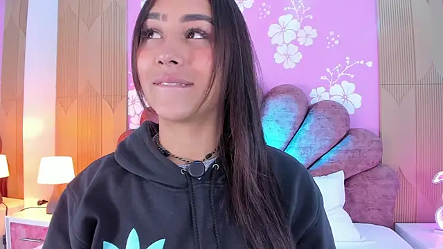 Snapshot of MadisonFox1 chatting on 02-10-26, 11:58 MadisonFox1 online show from 02-10-26, 11:58