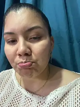 Helena-Paola online show from 03-13-26, 04:52