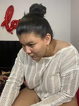 Helena-Paola online show from 07-29-26, 03:48