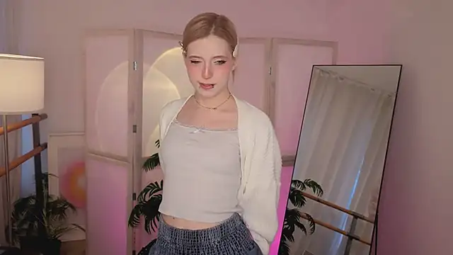 MoonlightAsuna online show from 02-19-26, 02:02