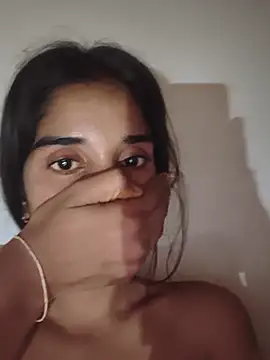 Cute-Natashaa online show from 05-14-26, 06:20