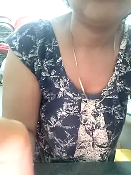 Hot-Tinaa online show from 03-22-26, 12:58