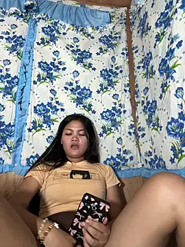 PinaySkinnyJust18 online show from 04-21-26, 10:34