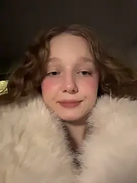 Snapshot of outside_rosy chatting on 03-01-26, 04:53 outside rosy online show from 03-01-26, 04:53