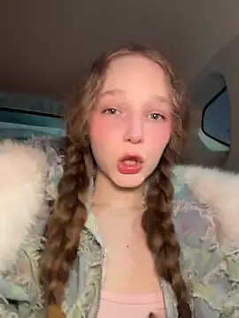 Snapshot of outside_rosy chatting on 03-03-26, 04:13 outside rosy online show from 03-03-26, 04:13