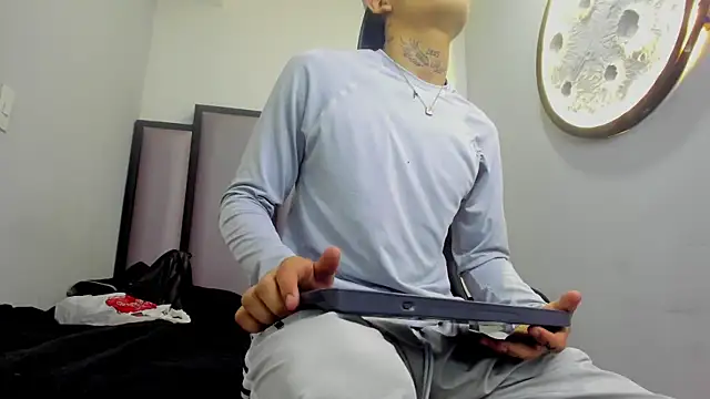 Dogan Renzo0 online show from 02-26-26, 11:42