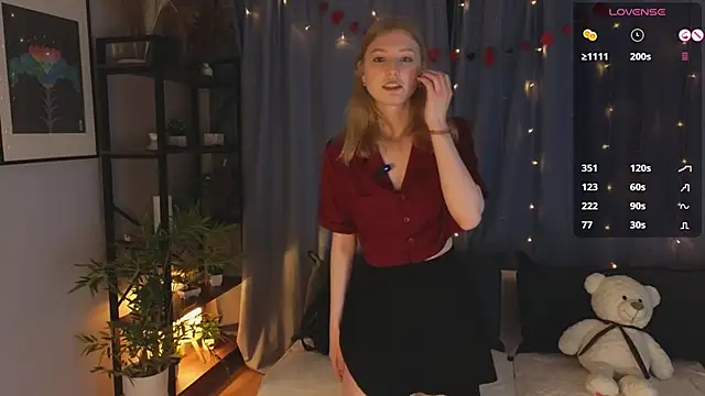 Snapshot of LanaRoxxy chatting on 02-14-26, 11:18 LanaRoxxy online show from 02-14-26, 11:18