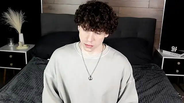 TylerGibson online show from 02-25-26, 04:11