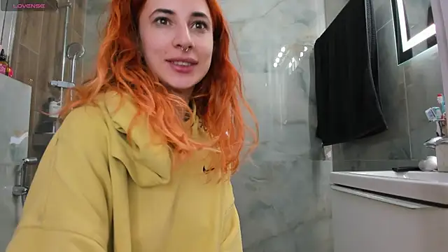 KikkoLee online show from 04-19-26, 07:18