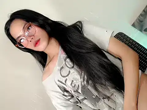 Urhotfucking veronica1 online show from 02-19-26, 04:47