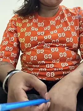 BunnyCharm01 online show from 04-08-26, 06:52