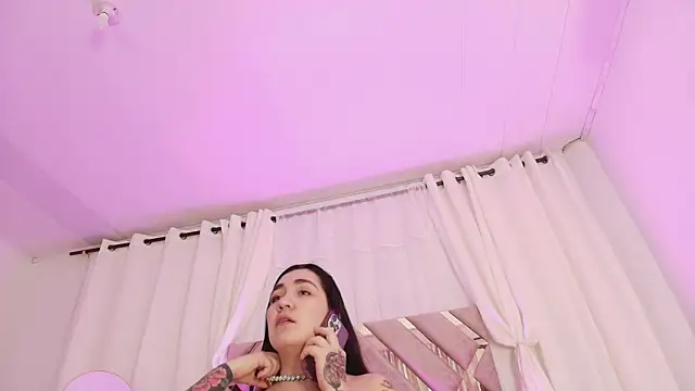 KathiaJenner online show from 04-19-26, 06:10