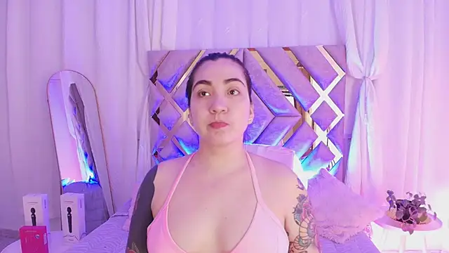 KathiaJenner online show from 07-15-26, 11:37