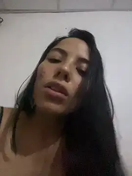 Alannahot- online show from 05-06-26, 12:32