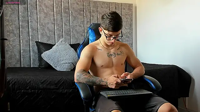 Calvin Hunter online show from 03-01-26, 09:28