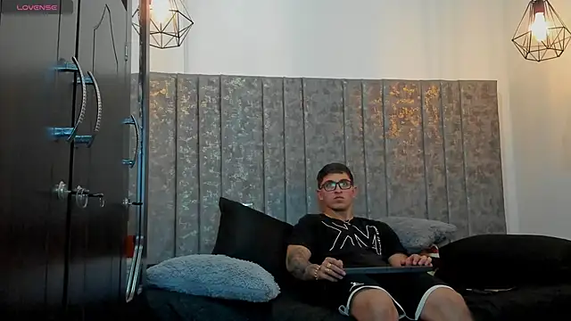 Calvin Hunter online show from 03-20-26, 12:59