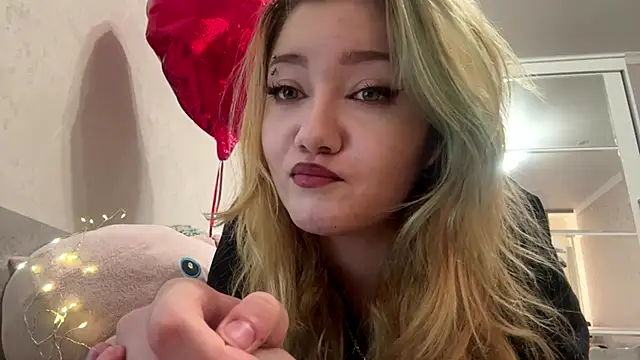 LisaCristmas online show from 01-17-26, 02:00