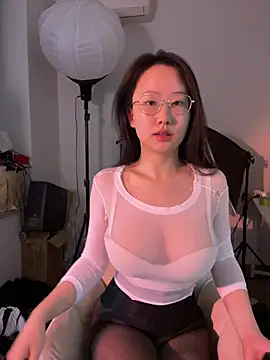 Snapshot of kaixin66 chatting on 06-05-26, 06:52 kaixin66 online show from 06-05-26, 06:52