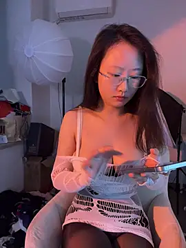 Snapshot of kaixin66 chatting on 06-16-26, 06:38 kaixin66 online show from 06-16-26, 06:38