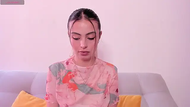Fernanda aaaa online show from 06-19-26, 03:38