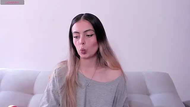 Fernanda aaaa online show from 06-26-26, 02:43
