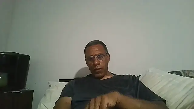 Snapshot of swimmer2496 chatting on 06-19-26, 05:01 swimmer2496 online show from 06-19-26, 05:01