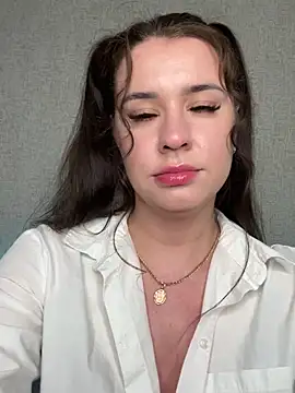 Snapshot of Milky-wey chatting on 05-18-26, 11:05 Milky-wey online show from 05-18-26, 11:05