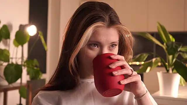 EleniRoeber online show from 02-24-26, 03:32