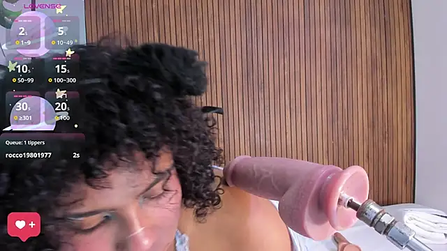 sexy curlylady online show from 04-11-26, 12:04