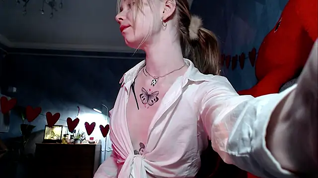 Austeja Ona online show from 02-17-26, 04:24