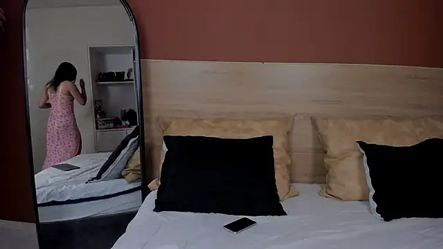 scarlett25   online show from 03-13-26, 08:04